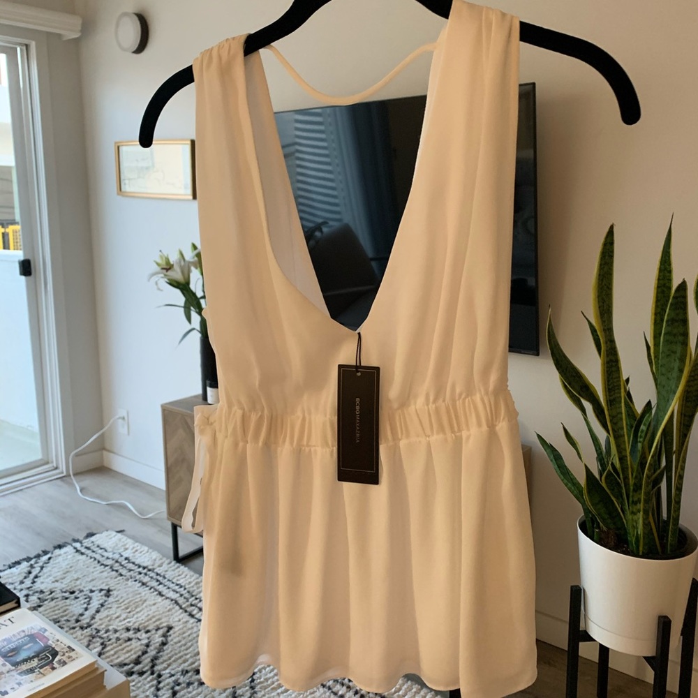 NWT BCBG MAXAZRIA Silk Sleeveless Blouse